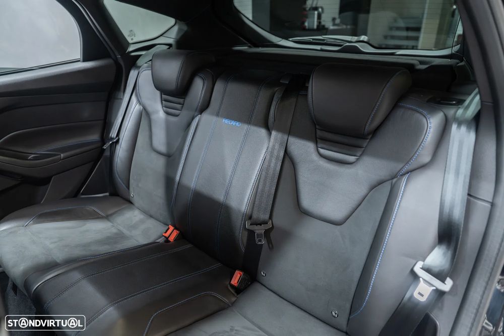 Ford Focus 2.3 EcoBoost RS - 49