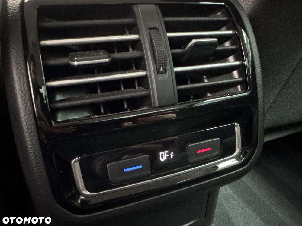 Volkswagen Passat - 6