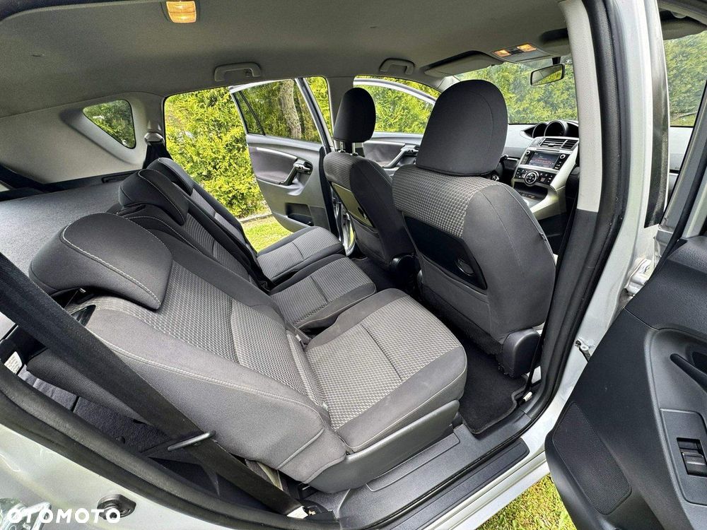 Toyota Verso 1.6 D-4D Premium 7os - 15