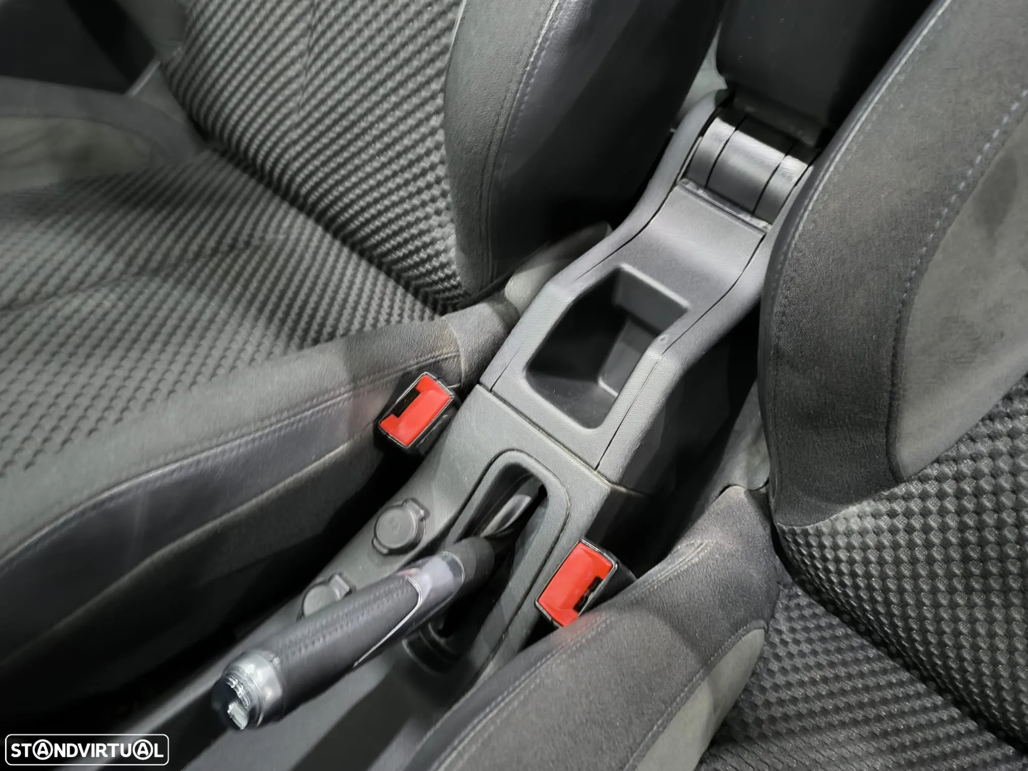 Citroën DS3 1.6 THP Sport Chic - 39