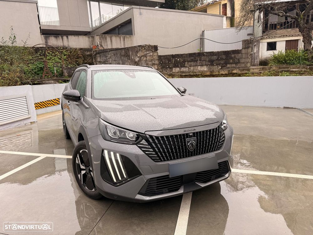 Peugeot 2008 1.2 PureTech Allure - 1