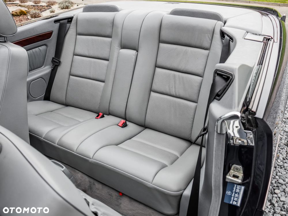 Mercedes-Benz Klasa E - 24