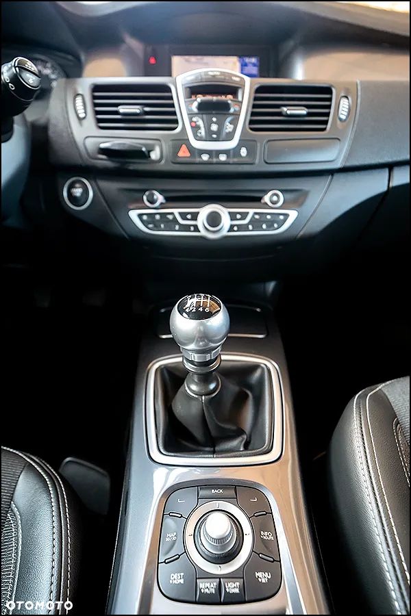 Renault Laguna - 26