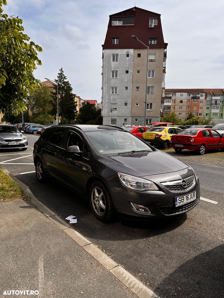 Opel Astra - 1