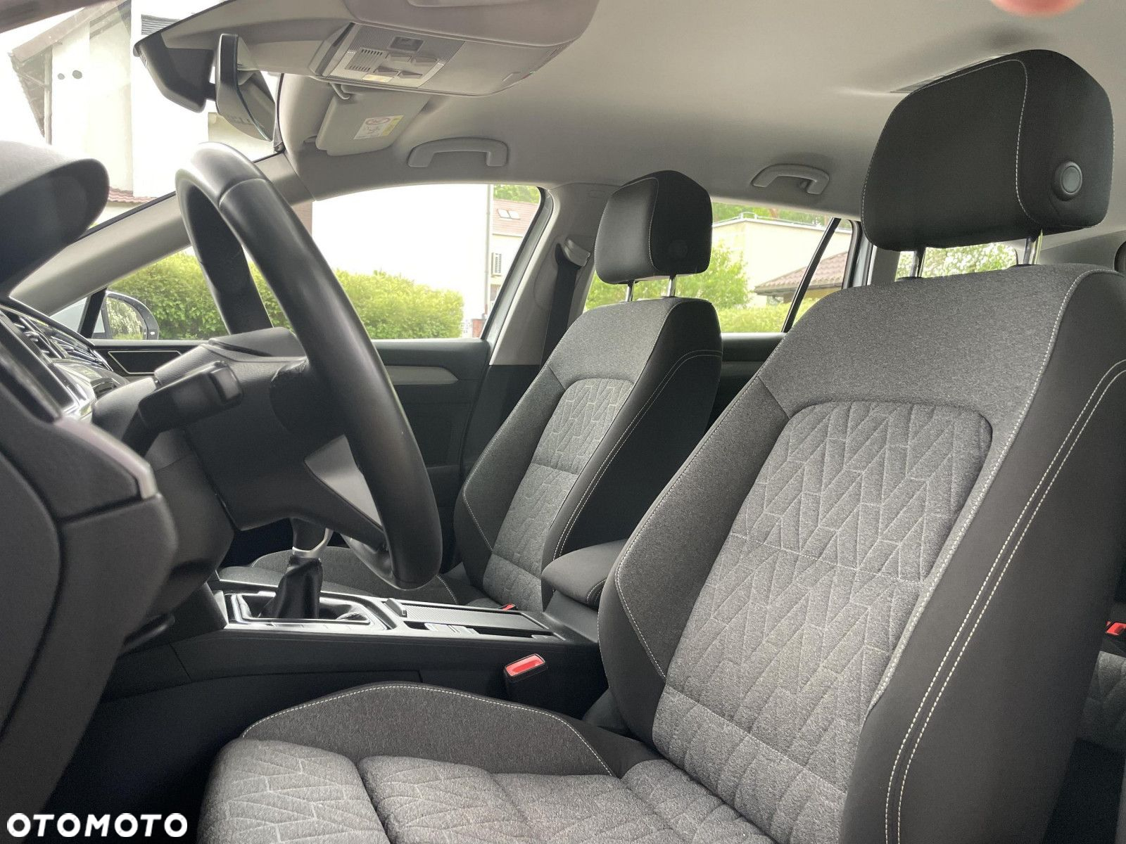 Volkswagen Passat 2.0 TDI EVO Business - 13