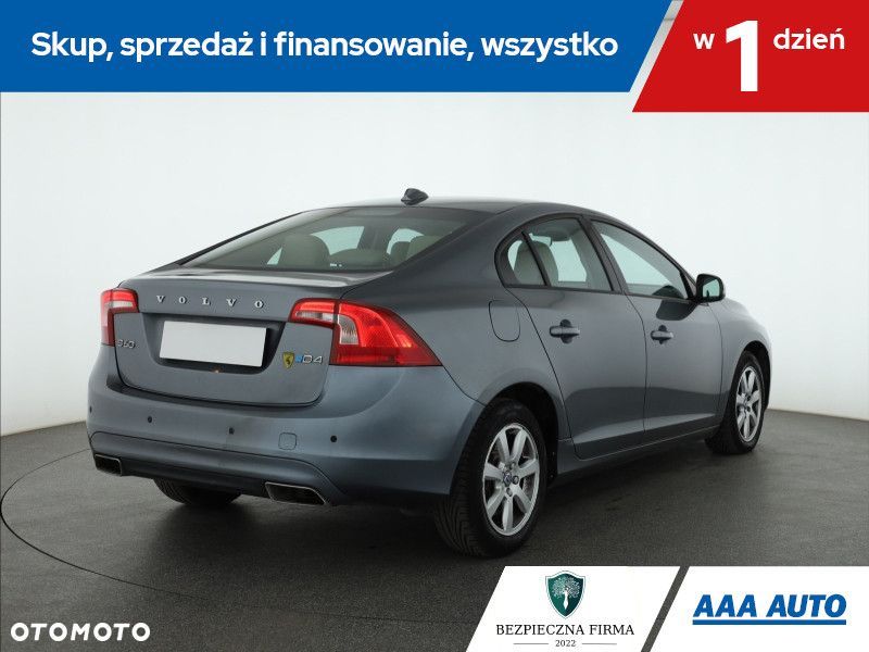 Volvo S60 - 6