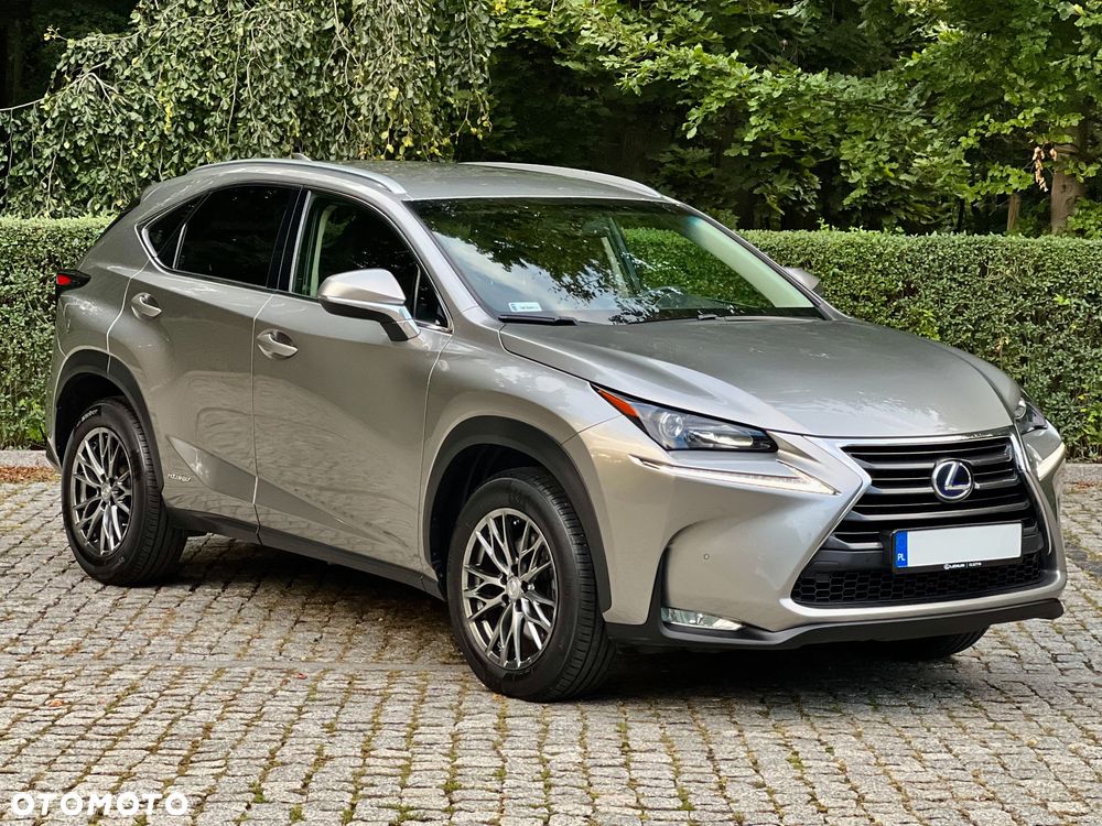 Lexus NX 300h Comfort AWD - 11