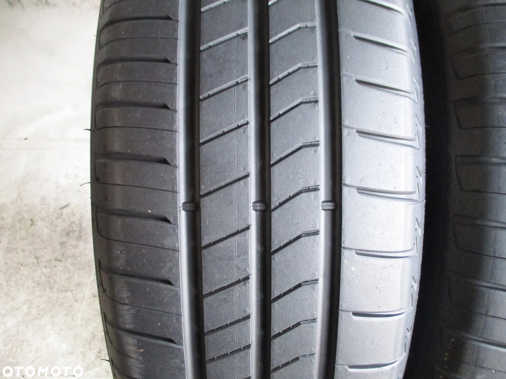 OPONY 215 50 19 93T BRIDGESTONE - LATO - 2