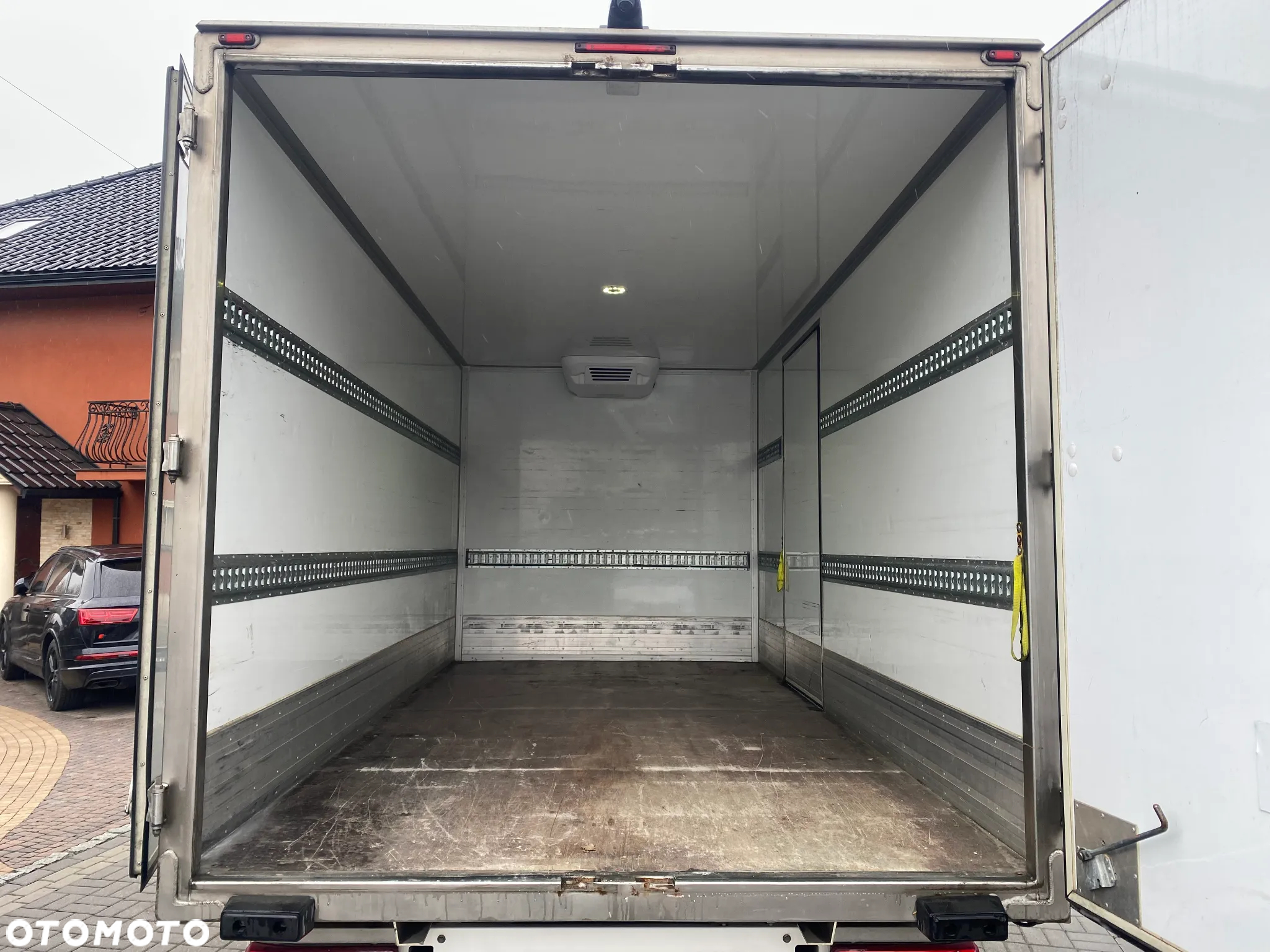 Volkswagen CRAFTER - 12