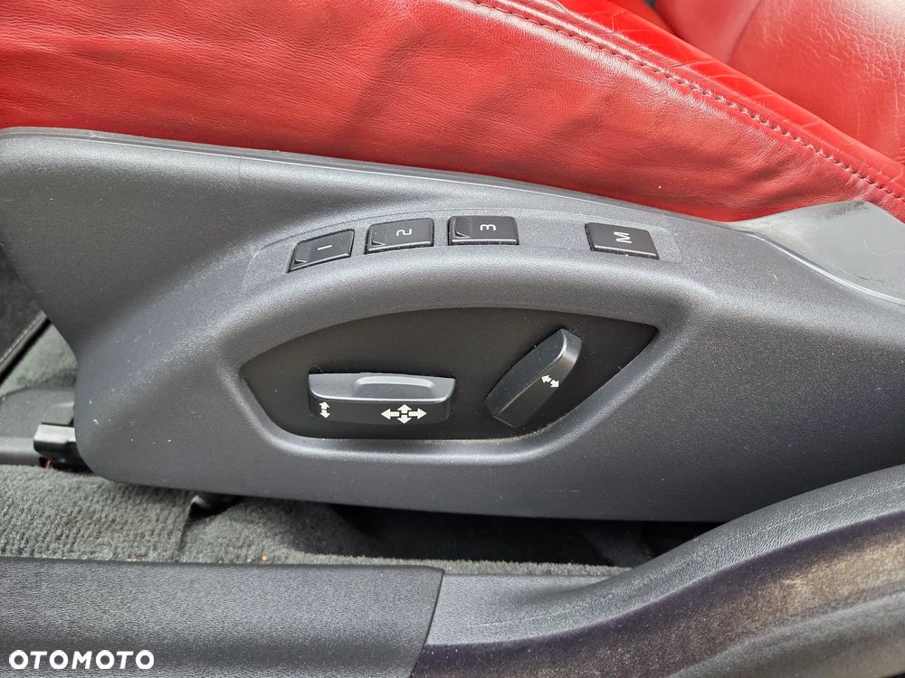 Volvo V70 2.5T Summum - 23