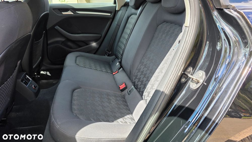 Audi A3 Sportback - 14