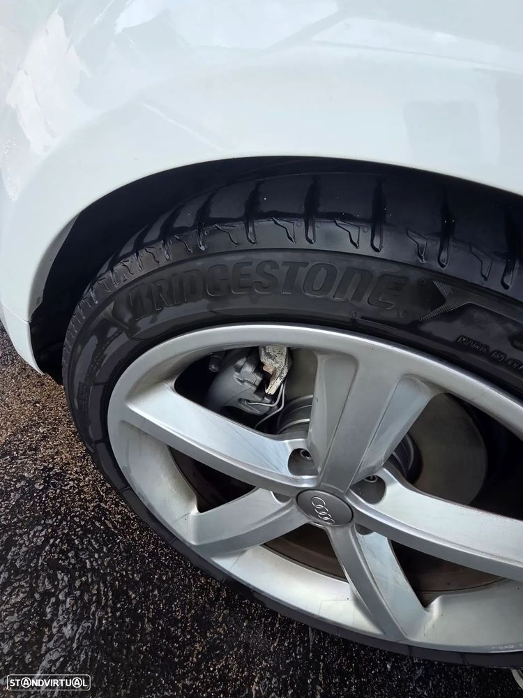 Audi TT Coupé 2.0 TDI quattro - 11