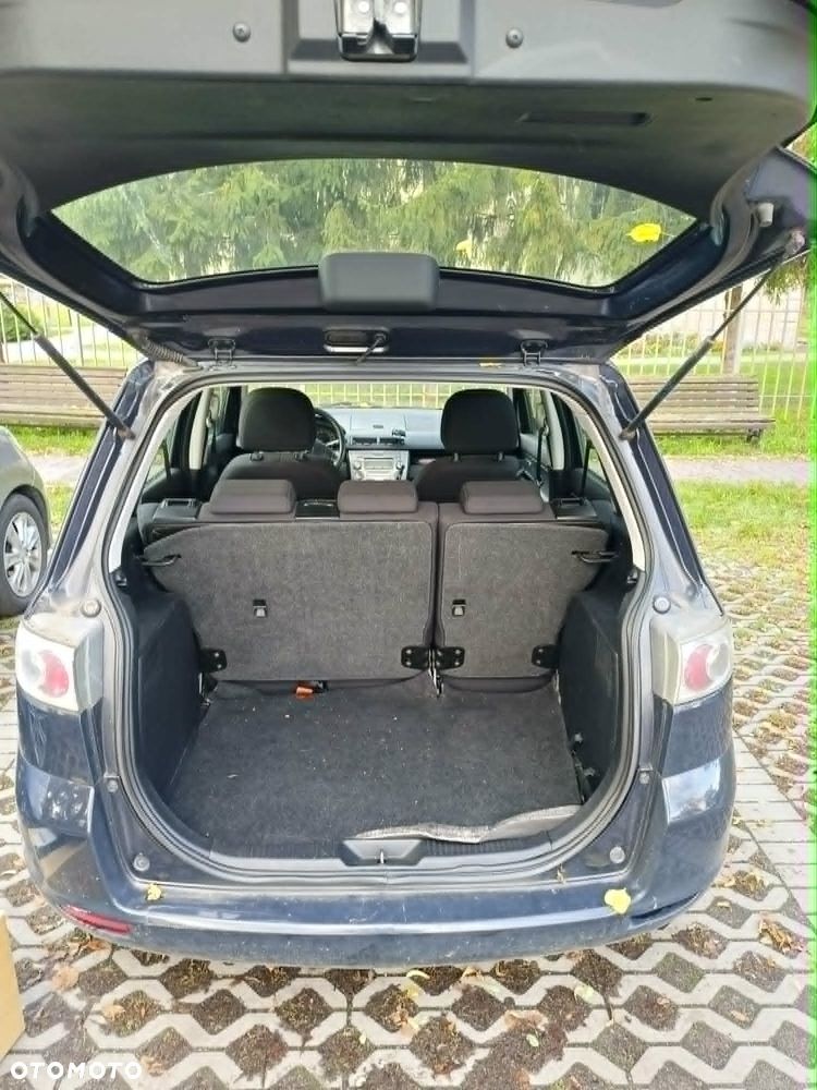 Mazda 2 - 4