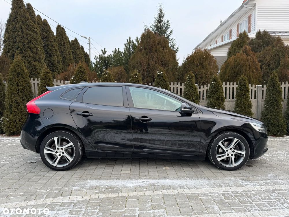 Volvo V40 D3 Drive-E Ocean Race - 13