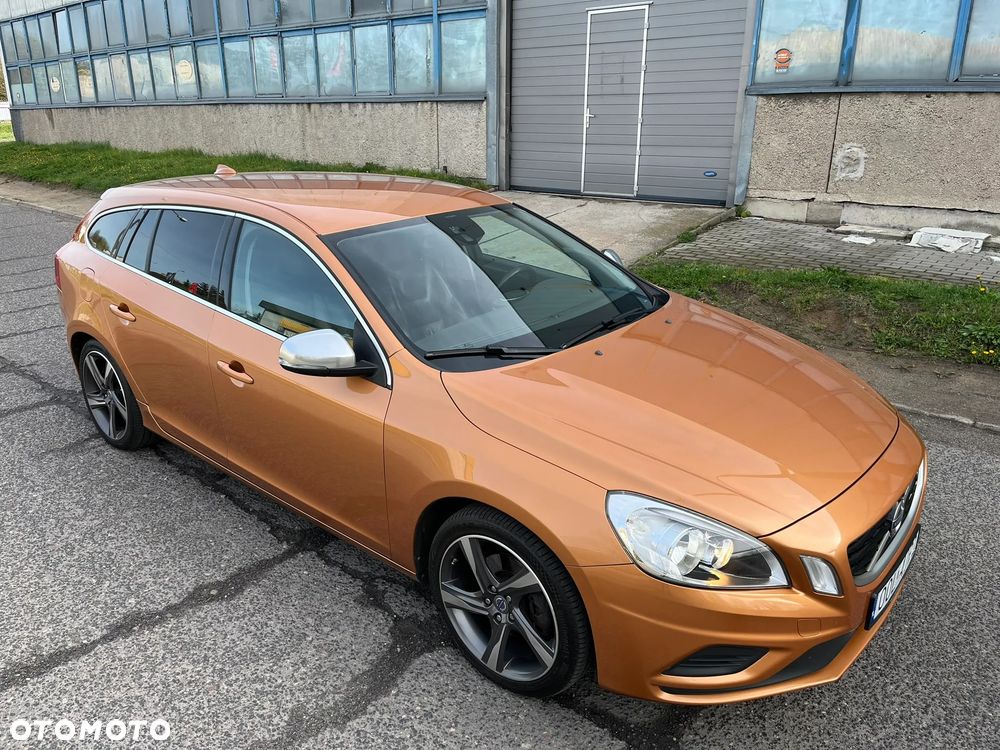 Volvo V60 2011