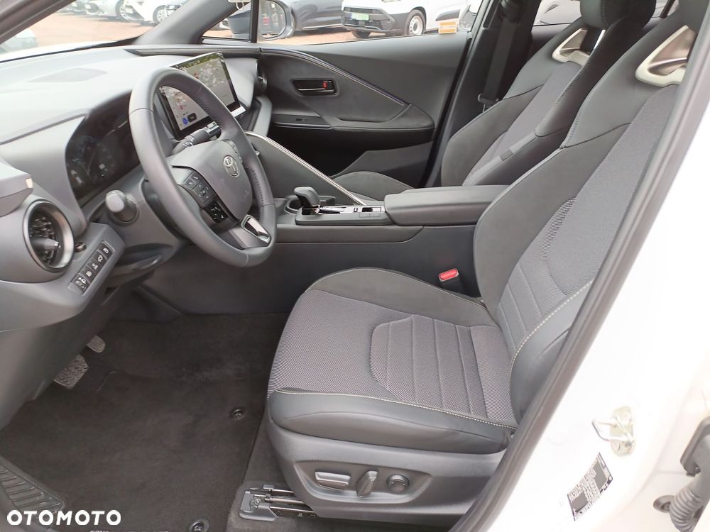 Toyota C-HR - 13