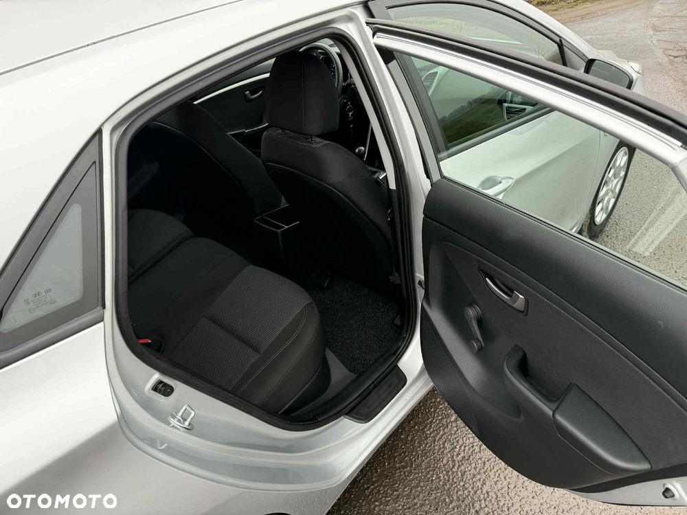 Hyundai i30 1.4 Comfort - 16