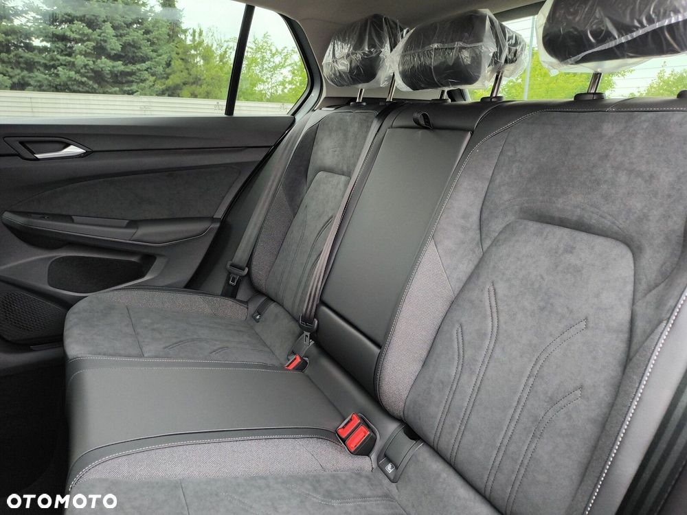 Volkswagen Golf - 19