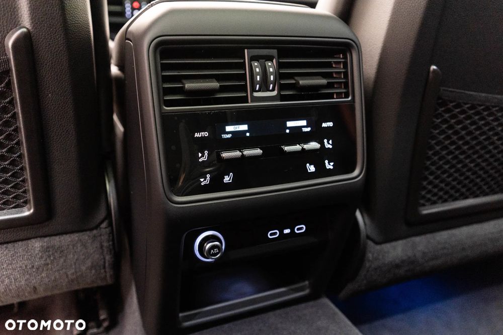 Porsche Cayenne GTS - 32