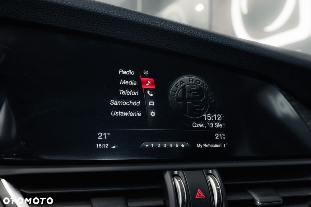Alfa Romeo Giulia 2.0 Turbo - 18