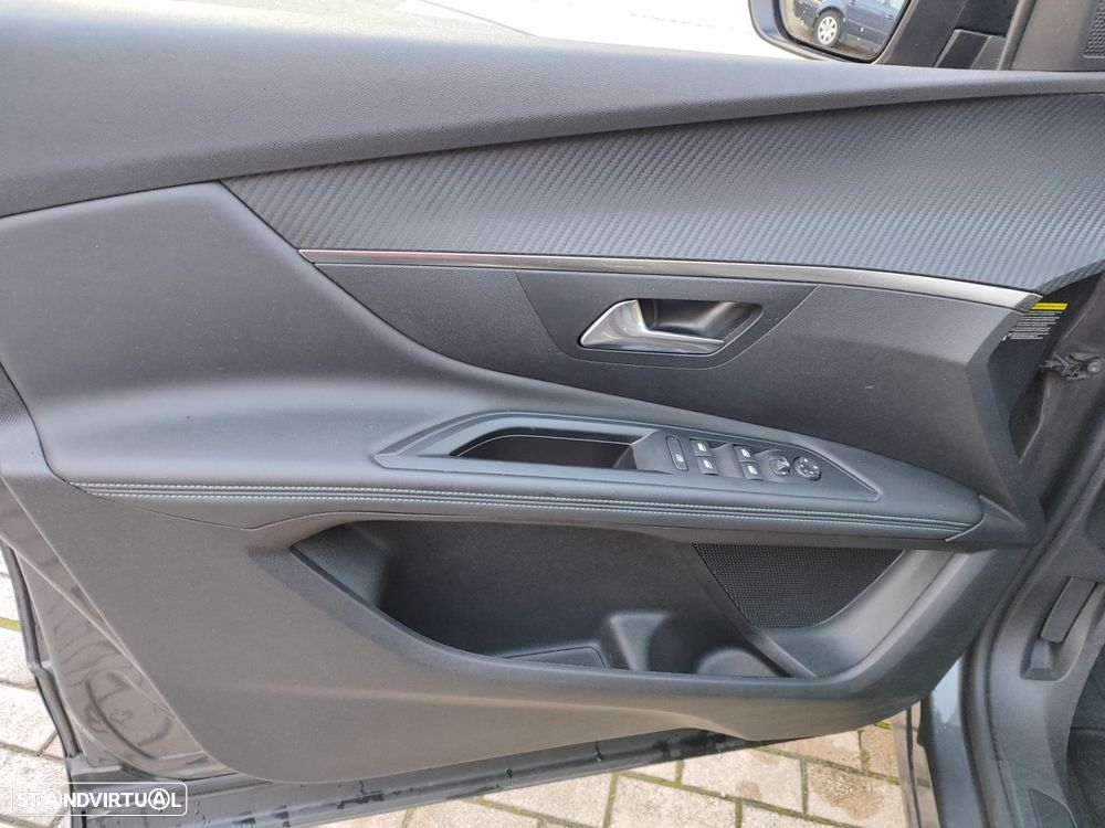 Peugeot 3008 1.6 Hybrid Allure e-EAT8 - 15