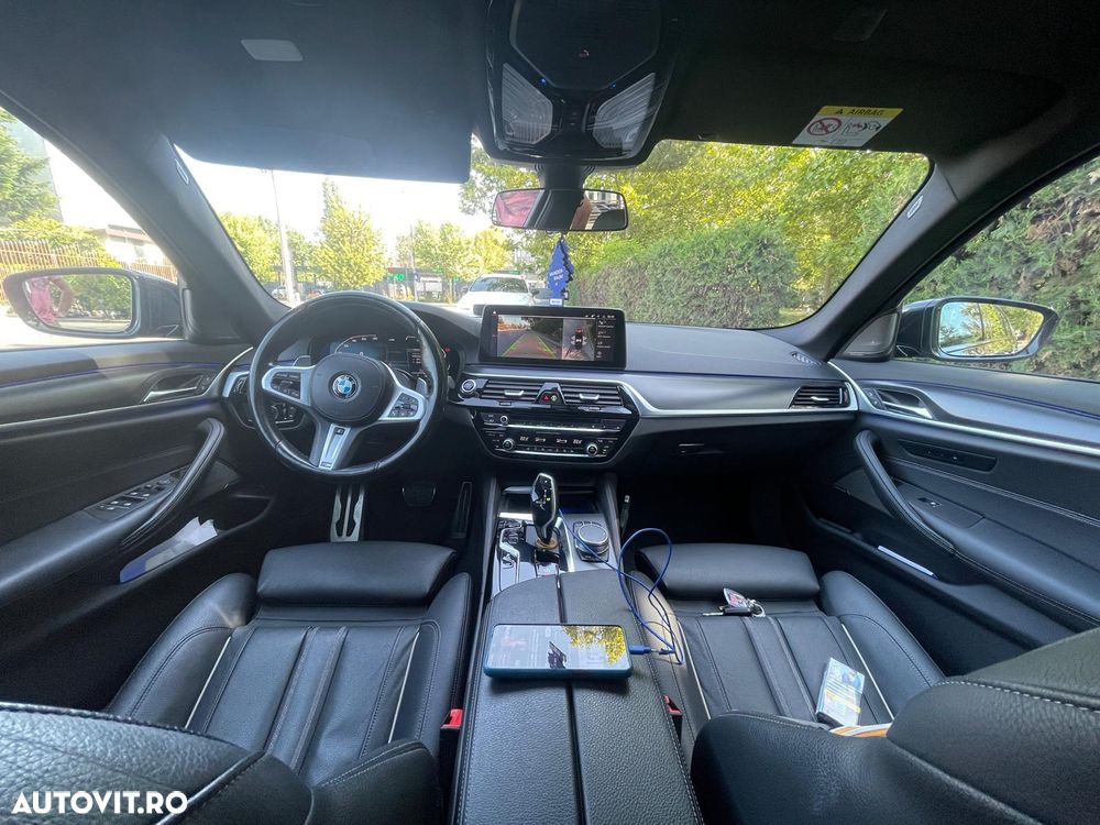 BMW Seria 5 530i AT MHEV - 16