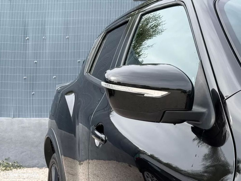 Nissan Juke 1.5 dCi N-Connecta P.Ext.2 Black Tokyo - 32