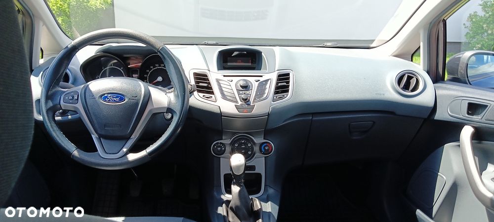 Ford Fiesta - 7