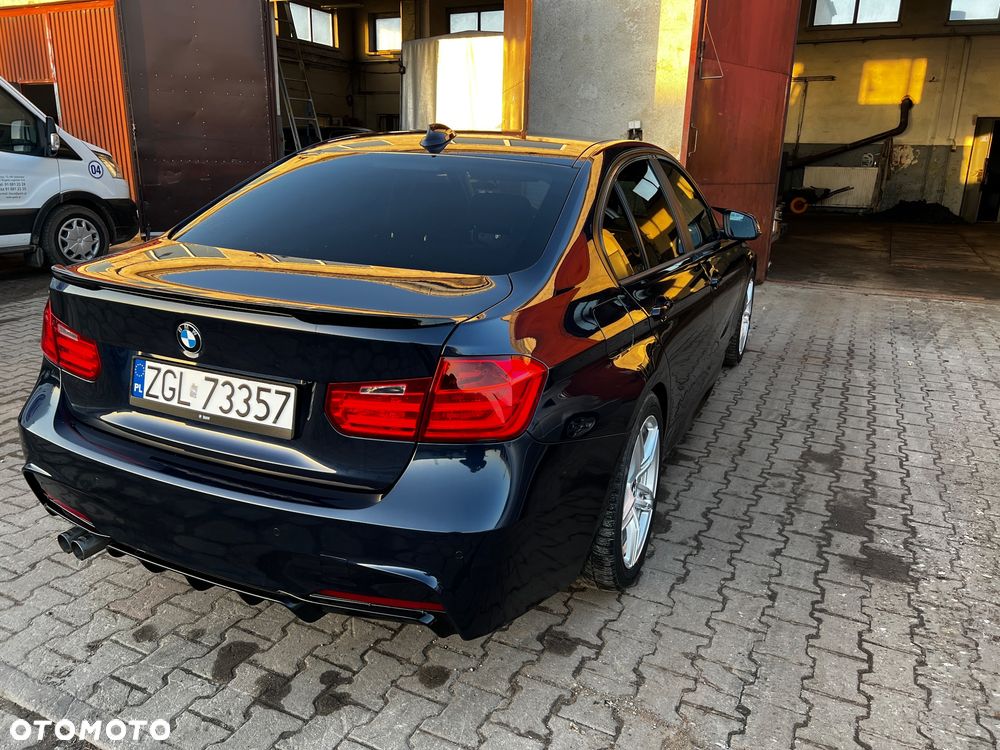 BMW Seria 3 320d - 11