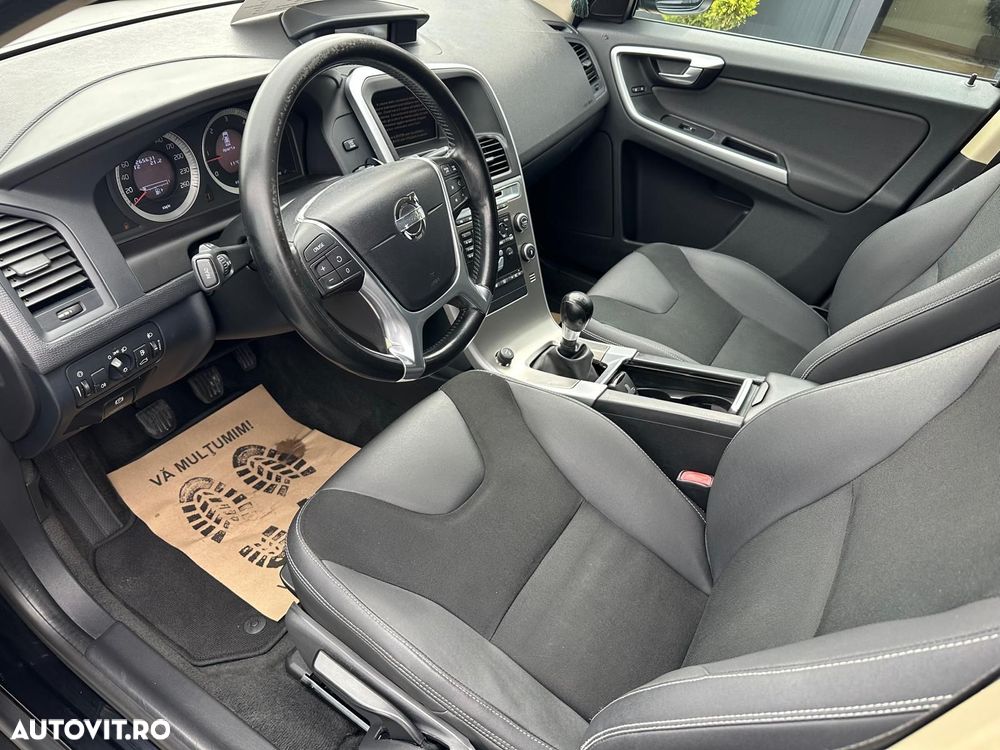 Volvo XC 60 - 8