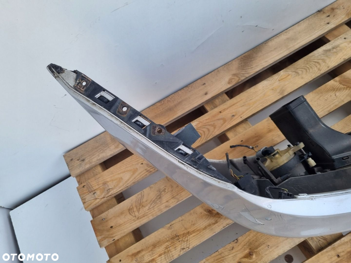 BMW E60 03-07r KOMPLETNY PRZEDNI ZDERZAK przód SREBRNY SPRYSKI PDC 354 - 10