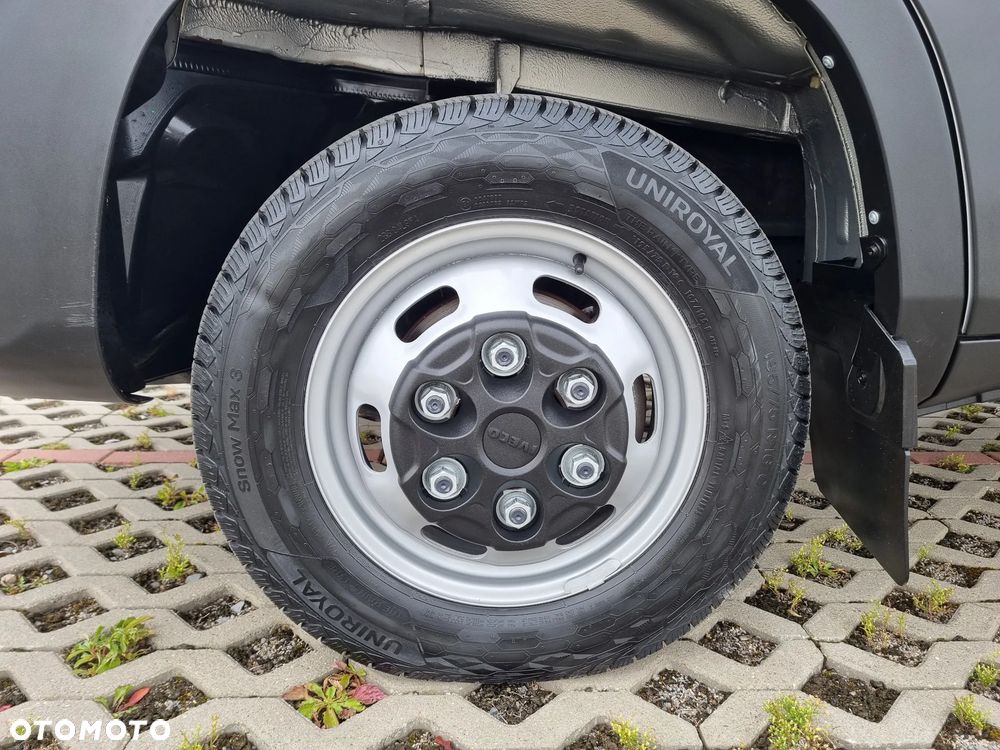 Iveco Daily 35-180 Hi-Matic Chłodnia 8-Palet Zasilanie stacjonarne 230V Agregat ZANOTTI 350-20/+20 - 22