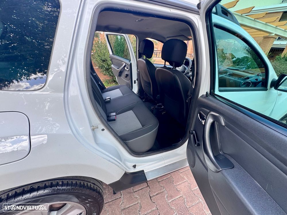 Dacia Duster 1.5 dCi Prestige 4WD - 10