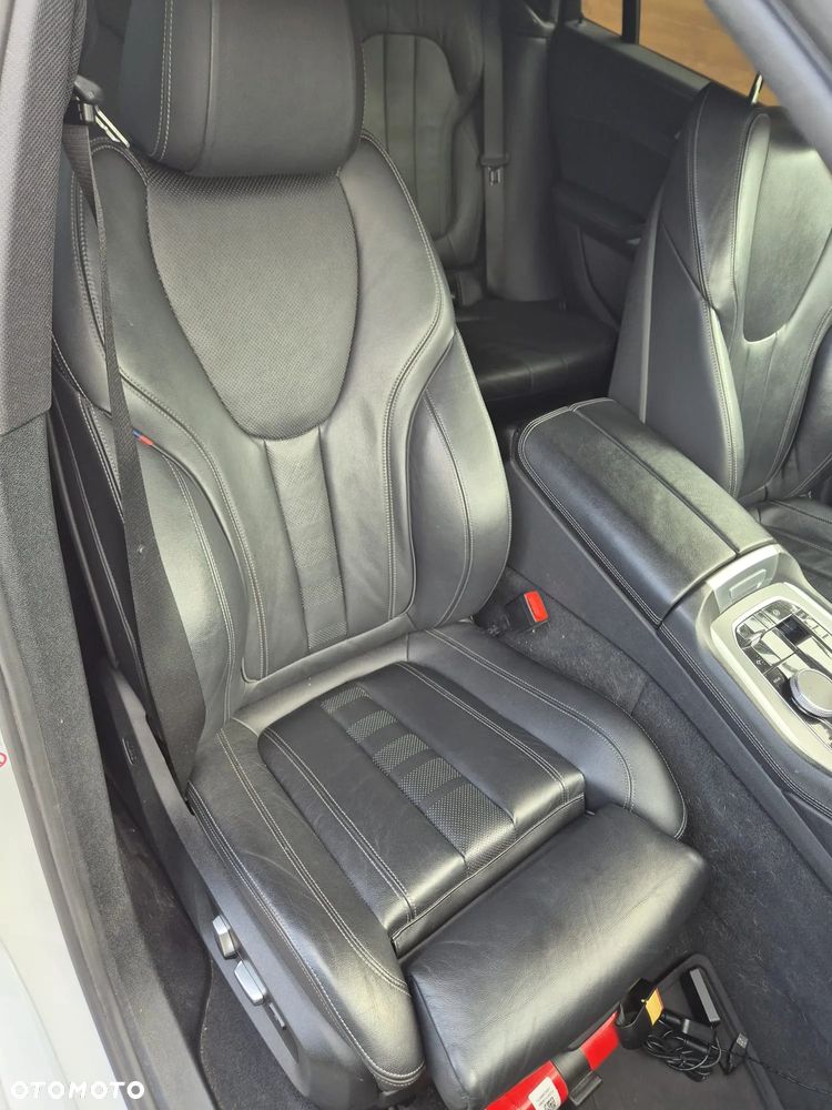 BMW X6 - 24