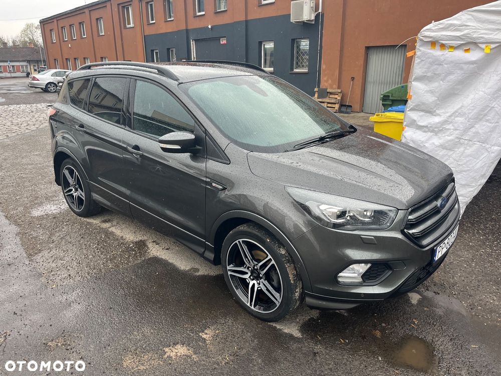 Ford Kuga 1.5 EcoBoost 2x4 ST-Line - 1