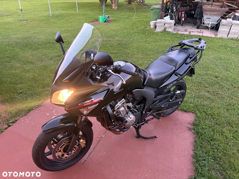 Honda CBF - 2
