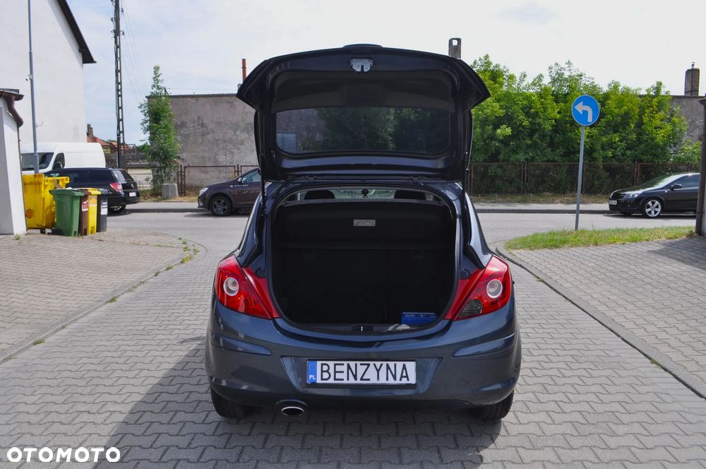 Opel Corsa 1.4 16V Enjoy - 9