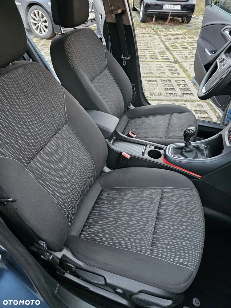 Opel Astra 1.4 Turbo - 17