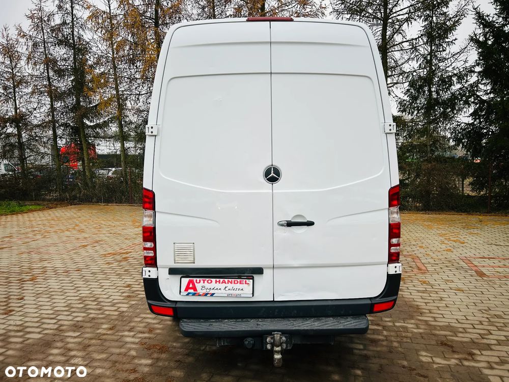Mercedes-Benz Sprinter - 15