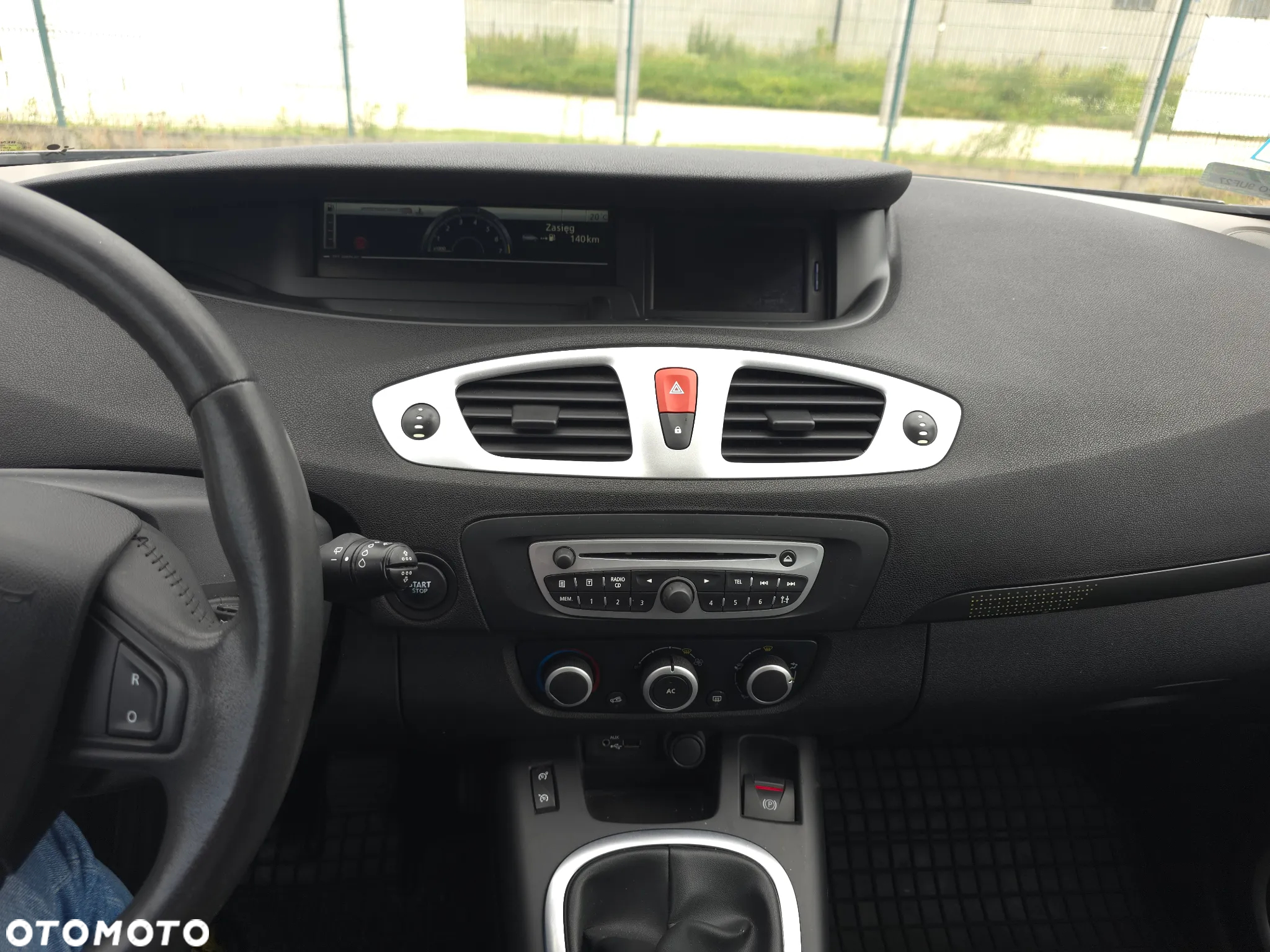 Renault Scenic 1.6 16V 110 TomTom Edition - 23