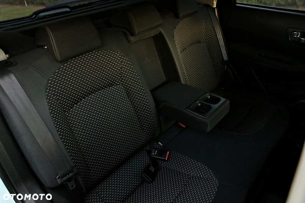 Nissan Qashqai - 37