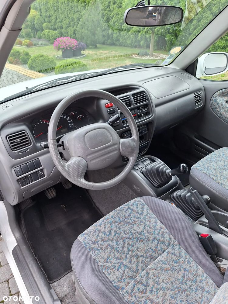 Suzuki Grand Vitara 1.6 Comfort - 3