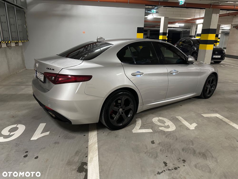 Alfa Romeo Giulia 2.0 Turbo Veloce TI Q4 - 4