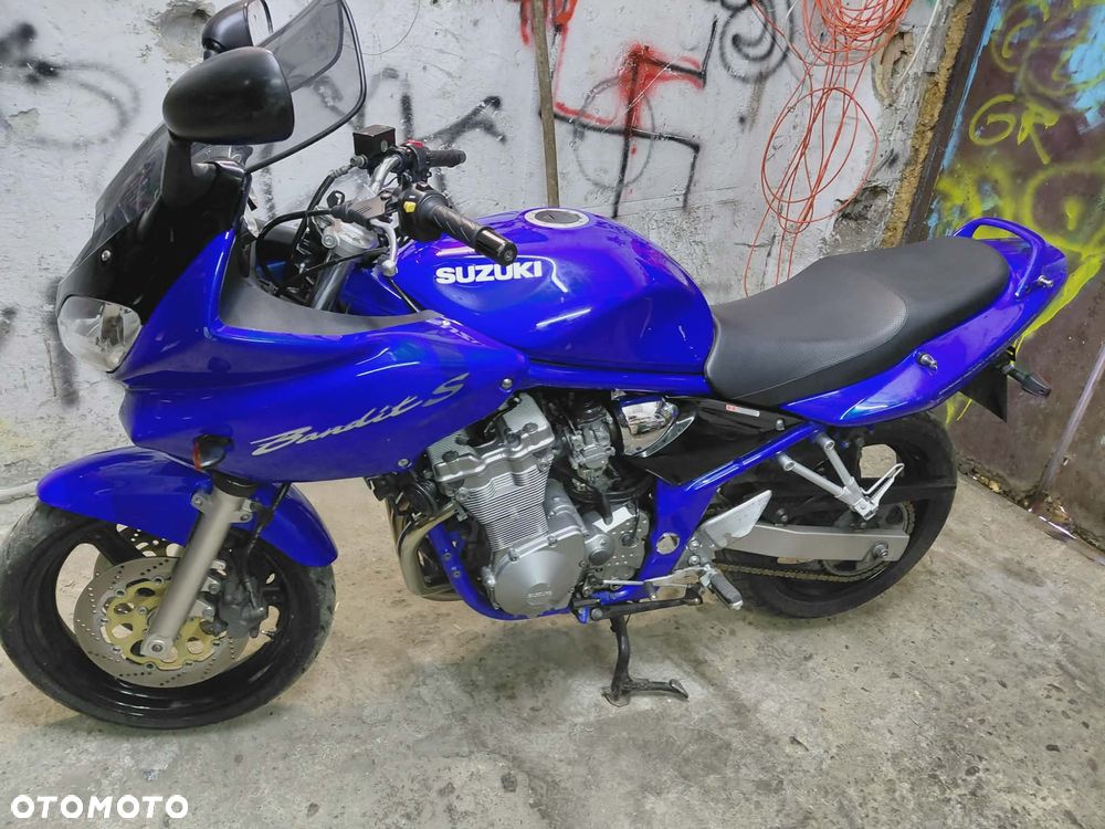 Suzuki Bandit - 1