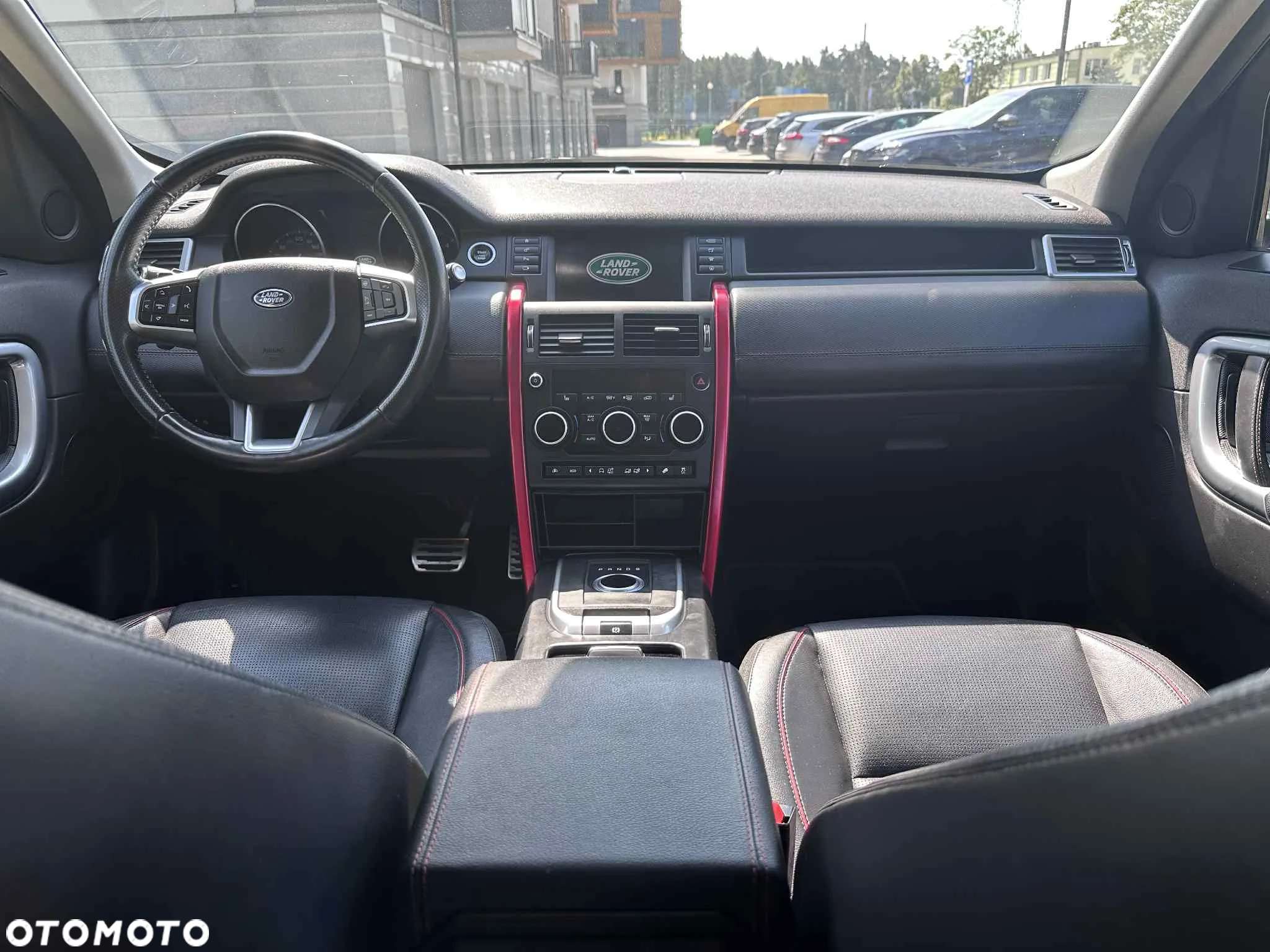 Land Rover Discovery Sport 2.0 D150 R-Dynamic HSE - 13