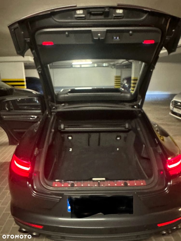 Porsche Panamera Turbo - 28