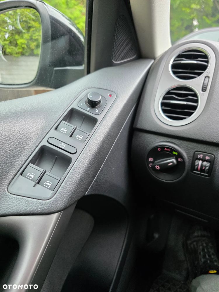 Volkswagen Tiguan 2.0 TDI DPF 4Motion Exclusive - 15