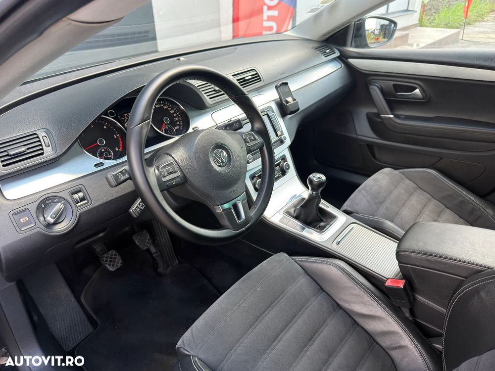 Volkswagen Passat 2.0 TDI DPF R-Line Edition - 5