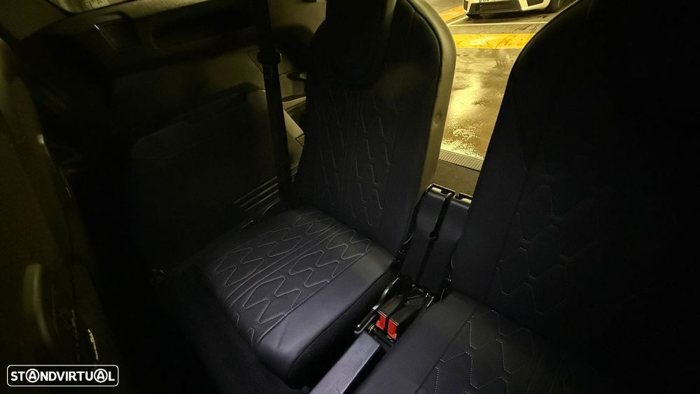 Peugeot 5008 1.5 BlueHDi GT Line J19 EAT8 - 52