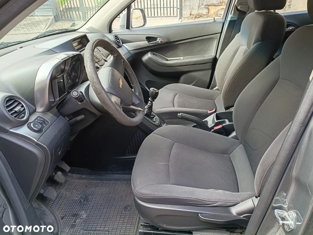 Chevrolet Orlando - 9